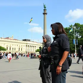 segurança em praça de Coronel Fabriciano